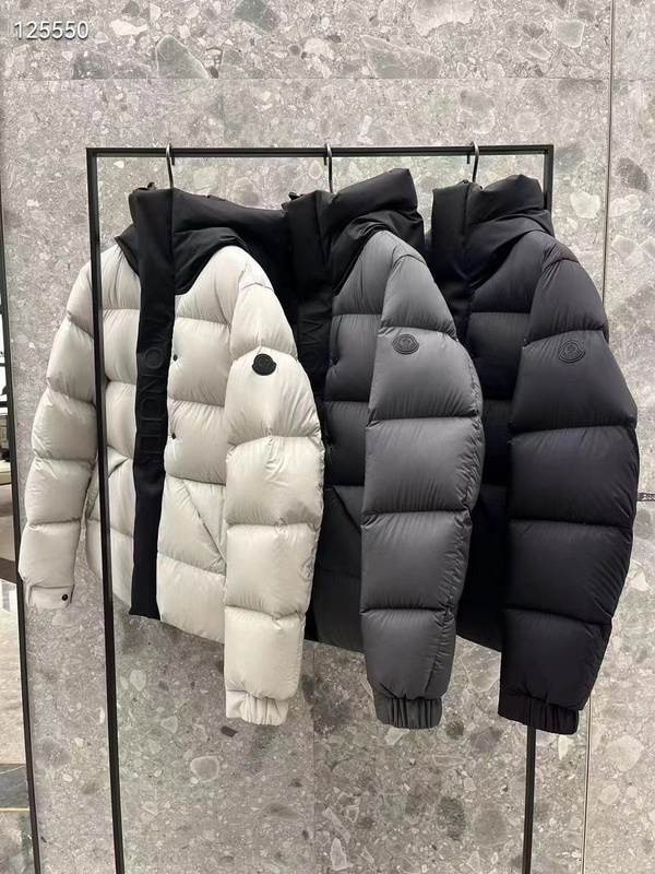 Moncler sz1-5 26yr55